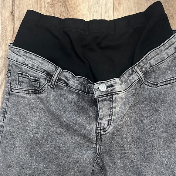 SHEIN Black and Gray Knit Top - Picture 3 of 4